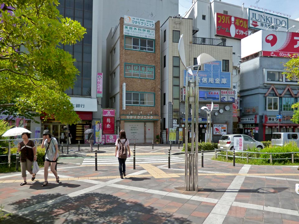 山陽・JR明石駅南口前写真画像