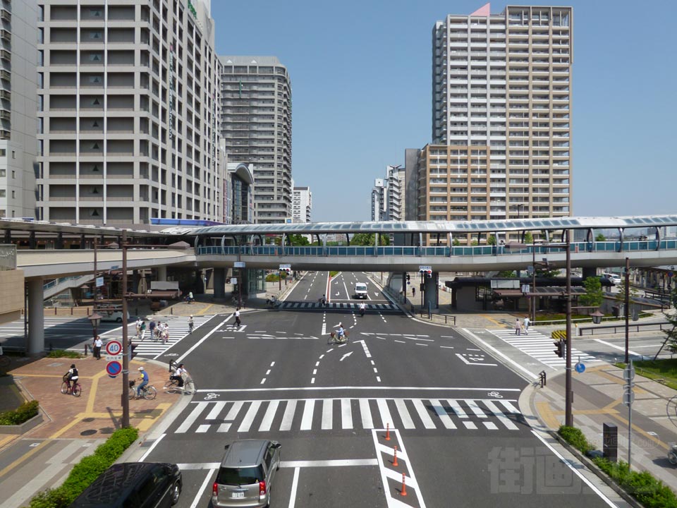 JR尼崎駅北交差点