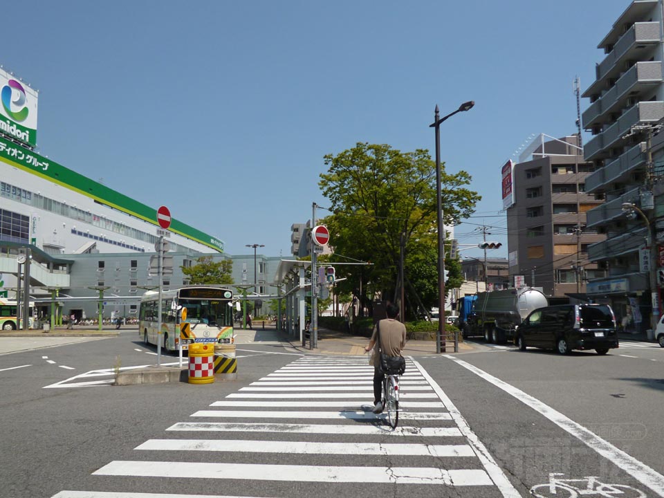 JR尼崎駅南口前
