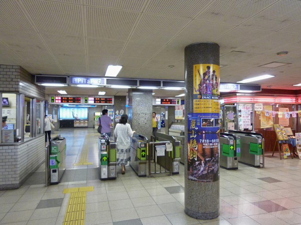 神戸高速鉄道高速神戸駅東改札口