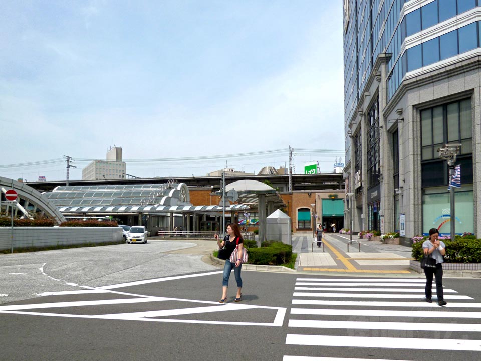 JR神戸駅南口前