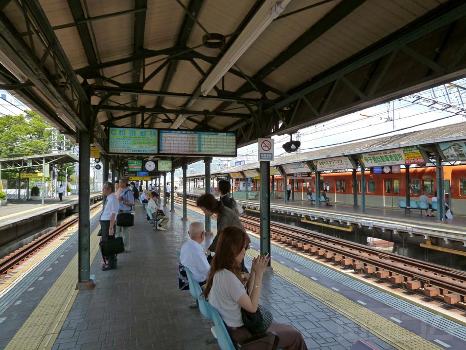 阪神甲子園駅ホーム