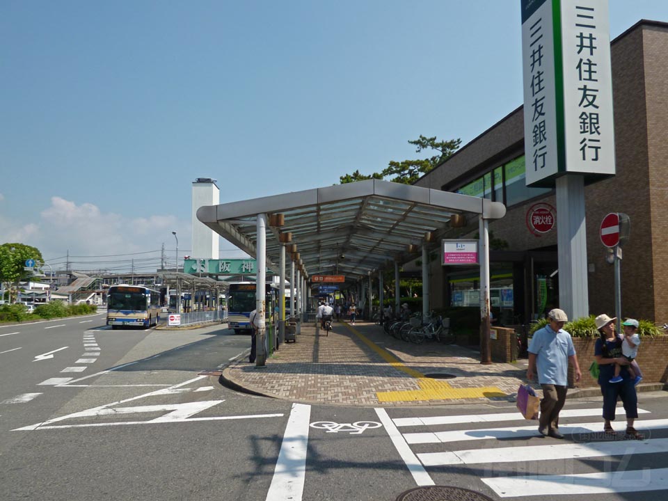 阪神甲子園駅前