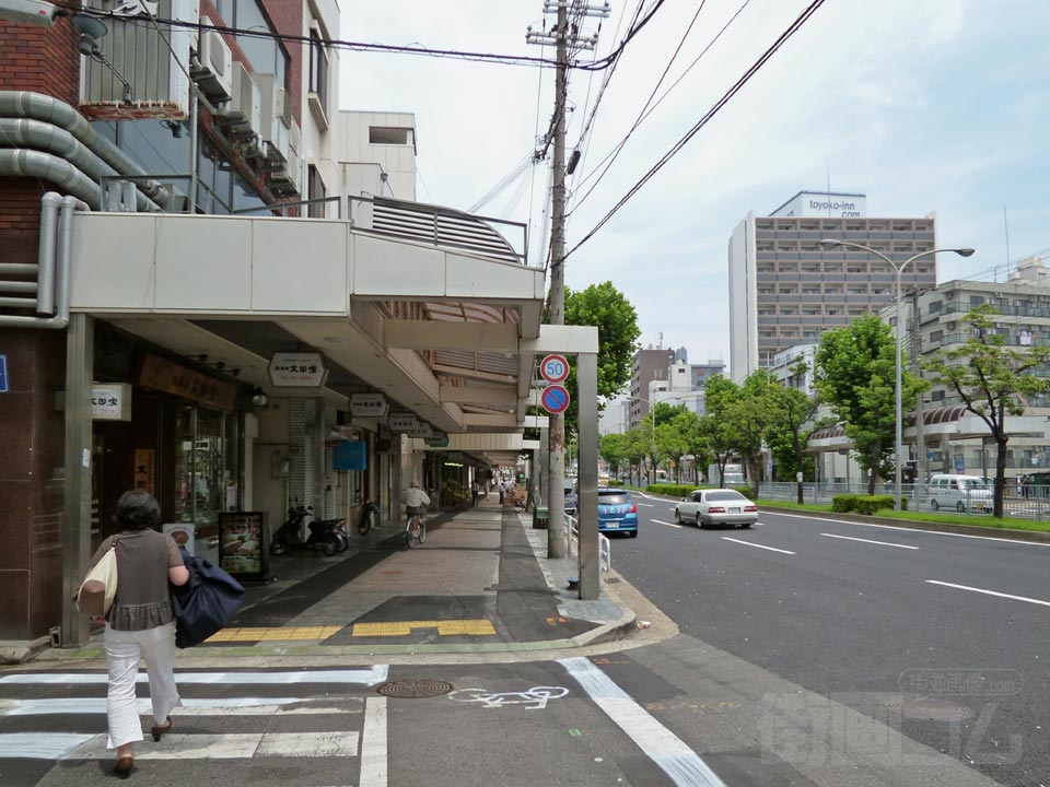 湊川公園東商店街