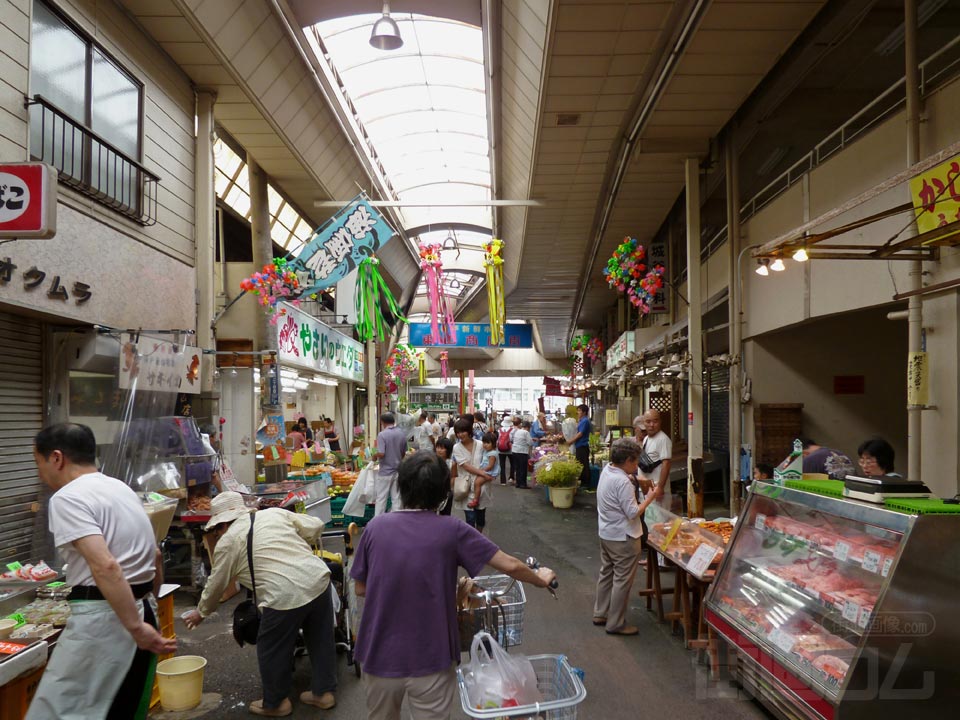 神戸新鮮市場・東山商店街
