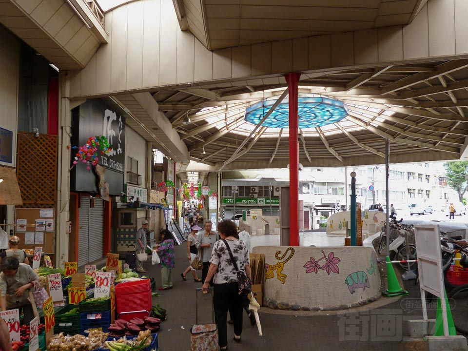 神戸新鮮市場・東山商店街
