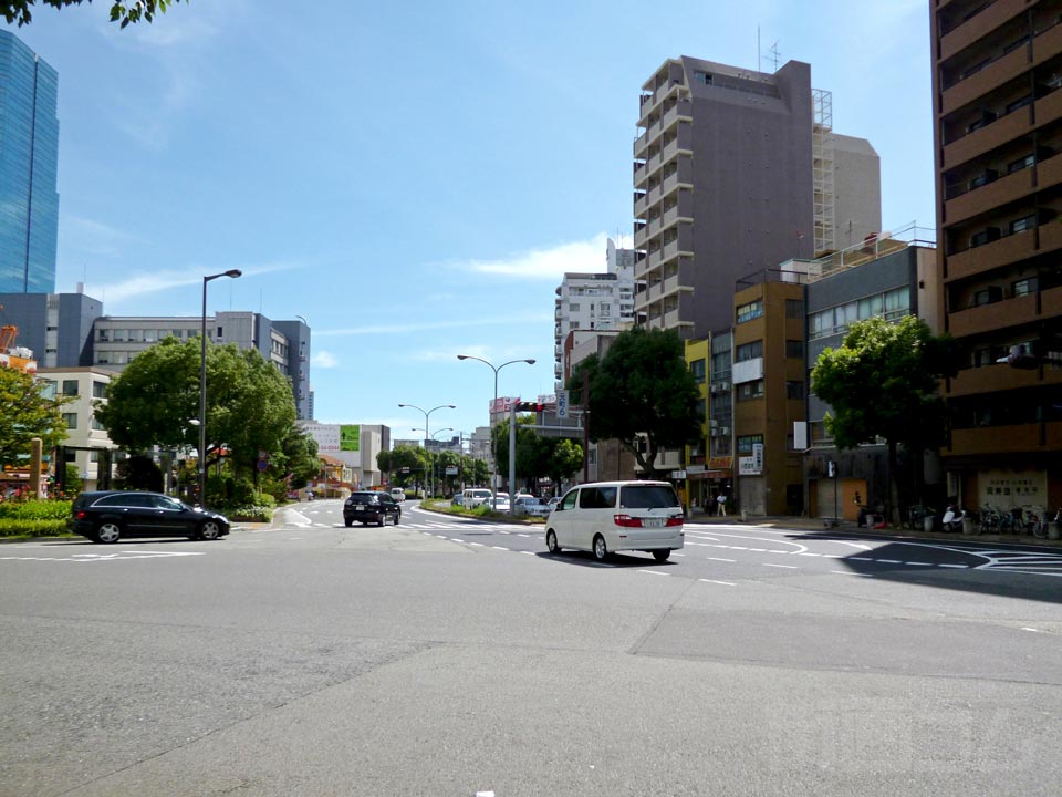 元町6丁目交差点