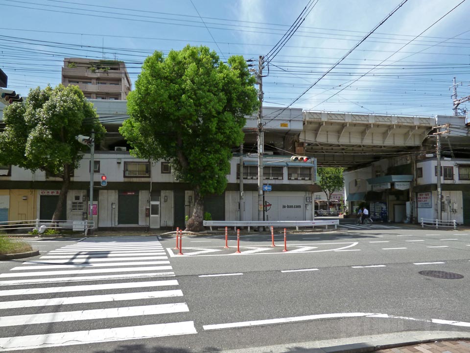 神戸高速鉄道西元町駅東口前
