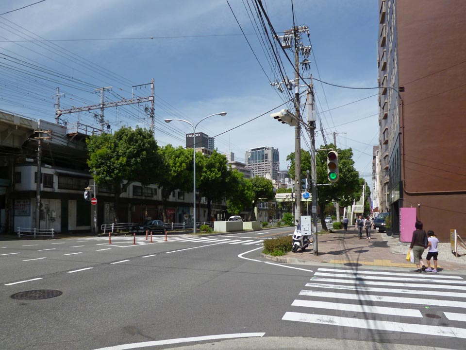神戸高速鉄道西元町駅東口前