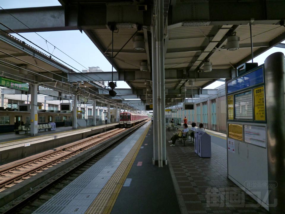 阪神西宮駅ホーム