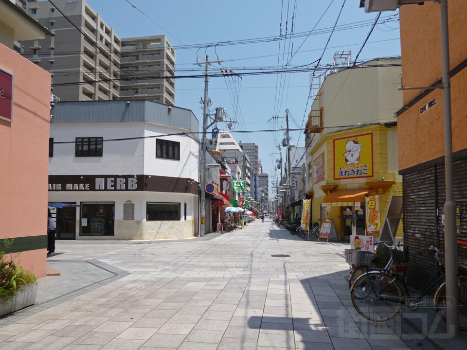 柳通り(西宮中央通商店街)