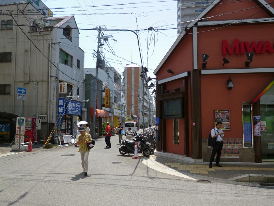 阪神西宮駅東口前