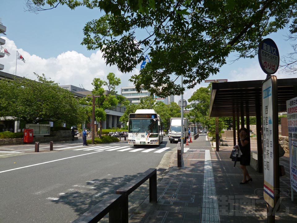 西宮市役所前バス停