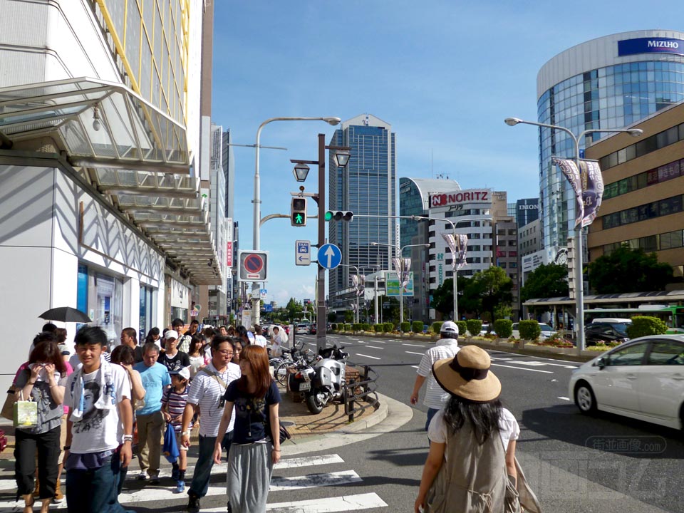 フラワーロード(県道30号線)