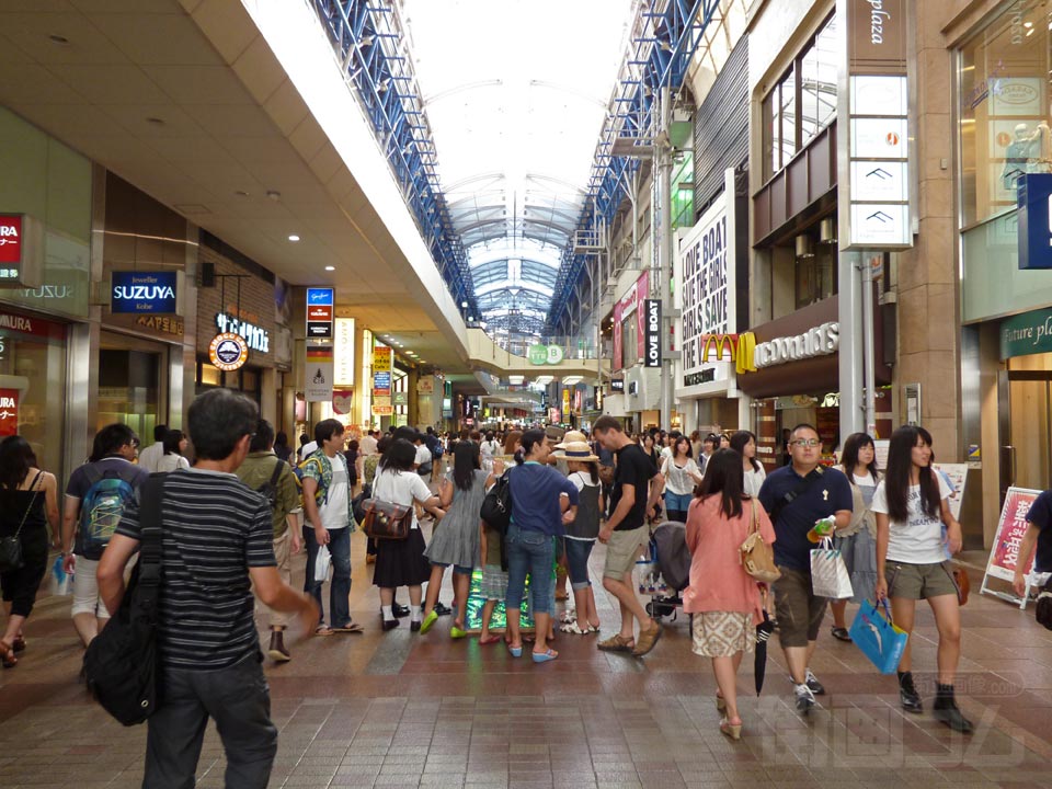 三宮センター街