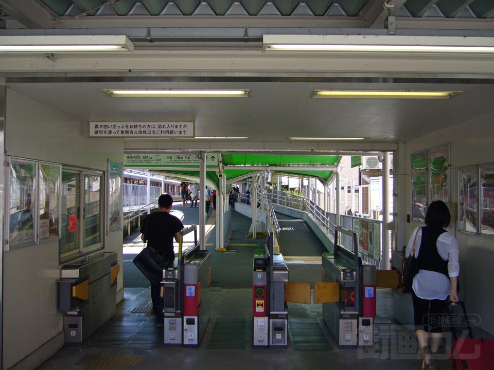 近鉄郡山駅西側改札口写真画像