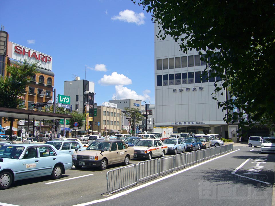 近鉄奈良駅西側写真画像