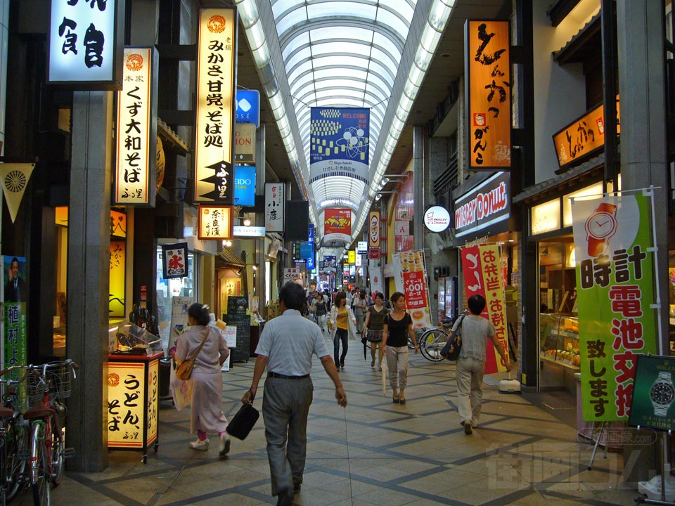 東向通り商店街写真画像