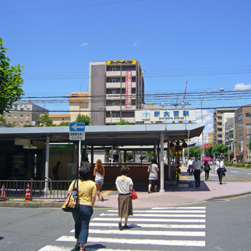 奈良県奈良市新大宮駅前写真画像