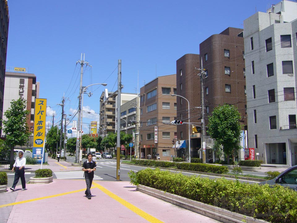 近鉄新大宮駅北口前