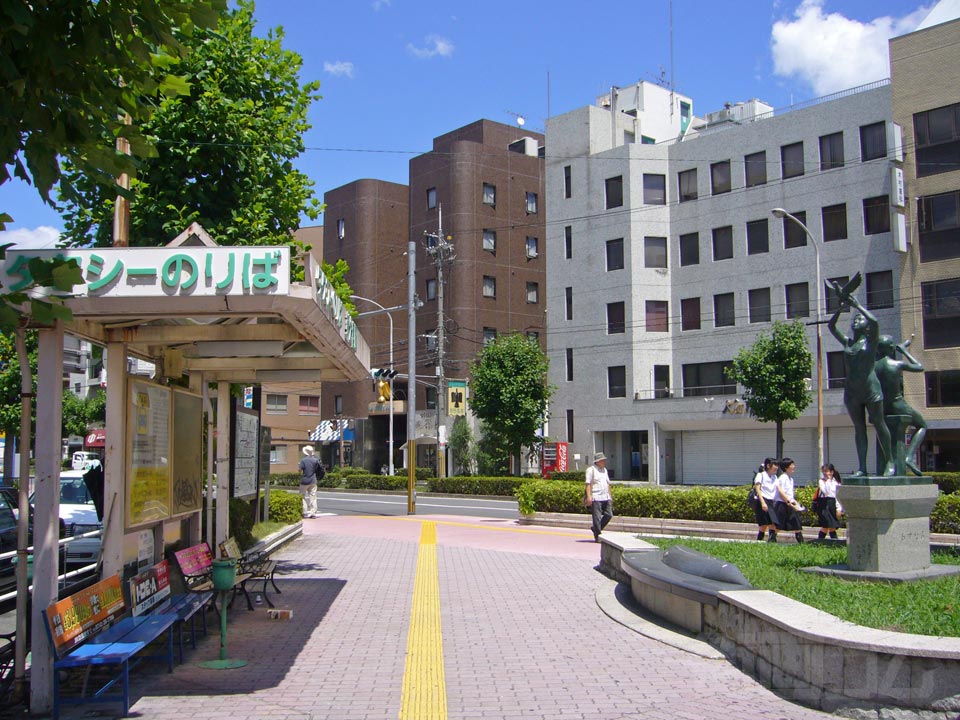 近鉄新大宮駅北口タクシーのりば