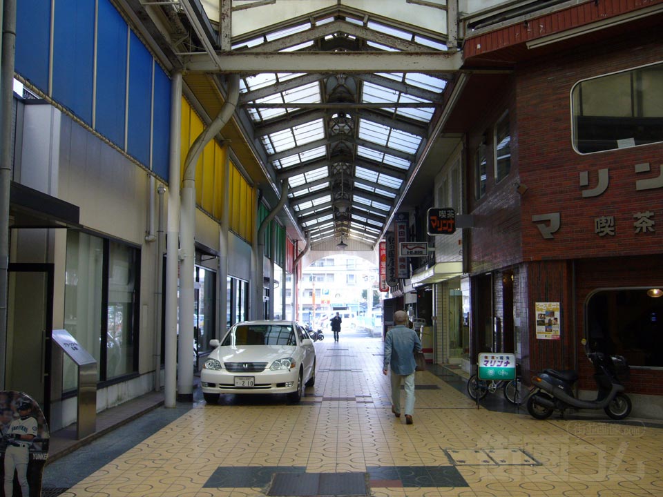 みその商店街東通