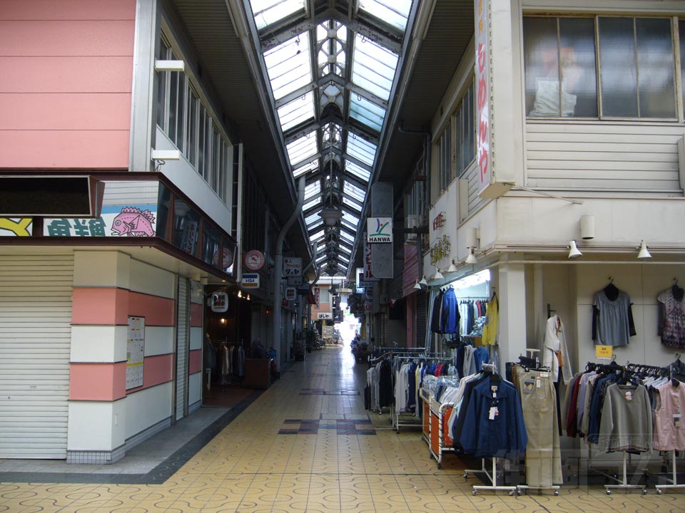 みその商店街中通