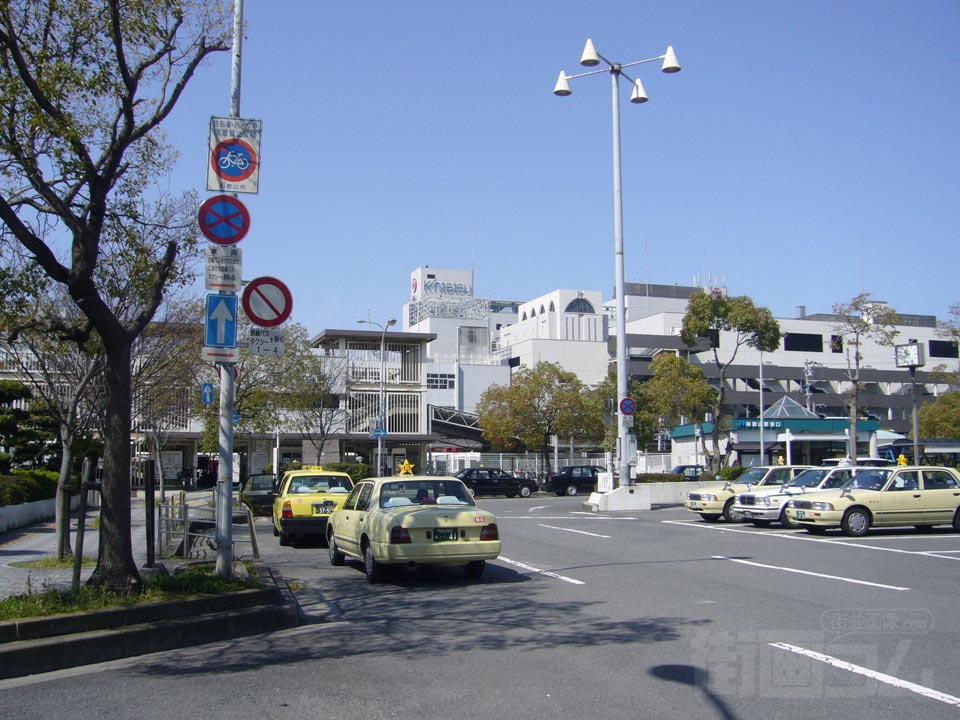 JR和歌山駅東口前
