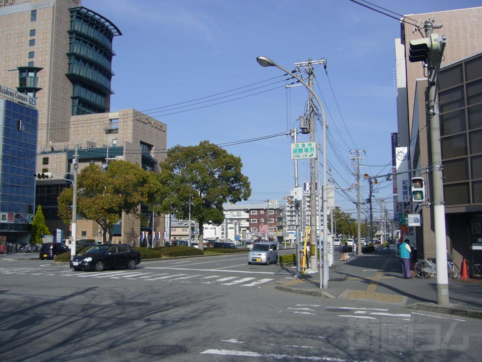 JR和歌山駅東口前