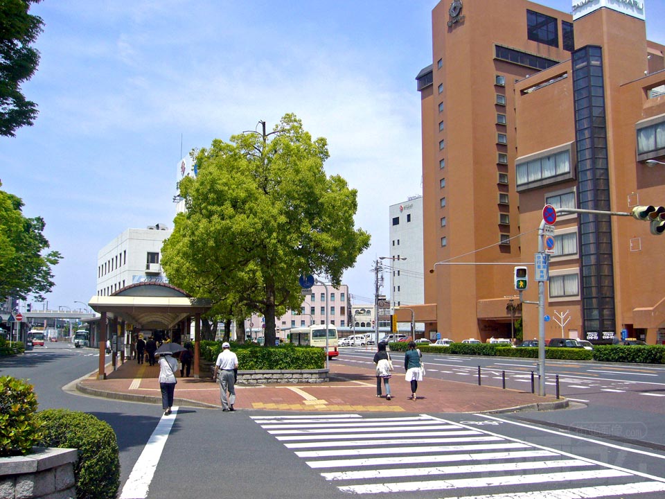 JR鳥取駅北口前