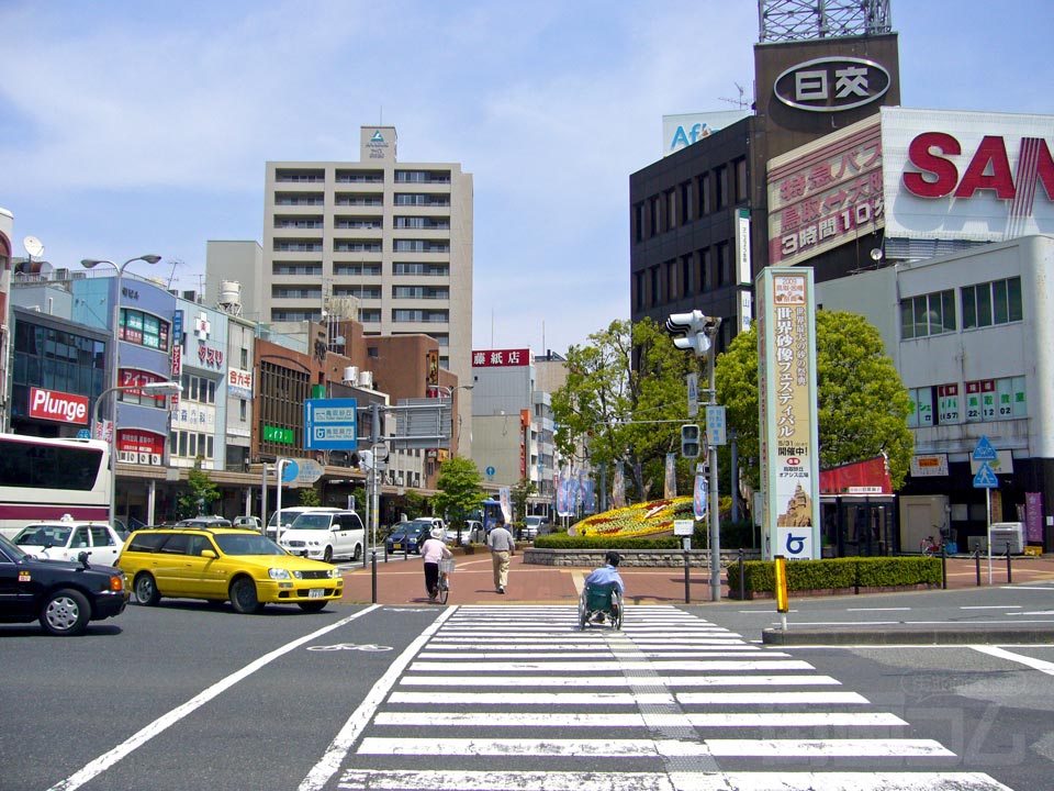 JR鳥取駅北口前