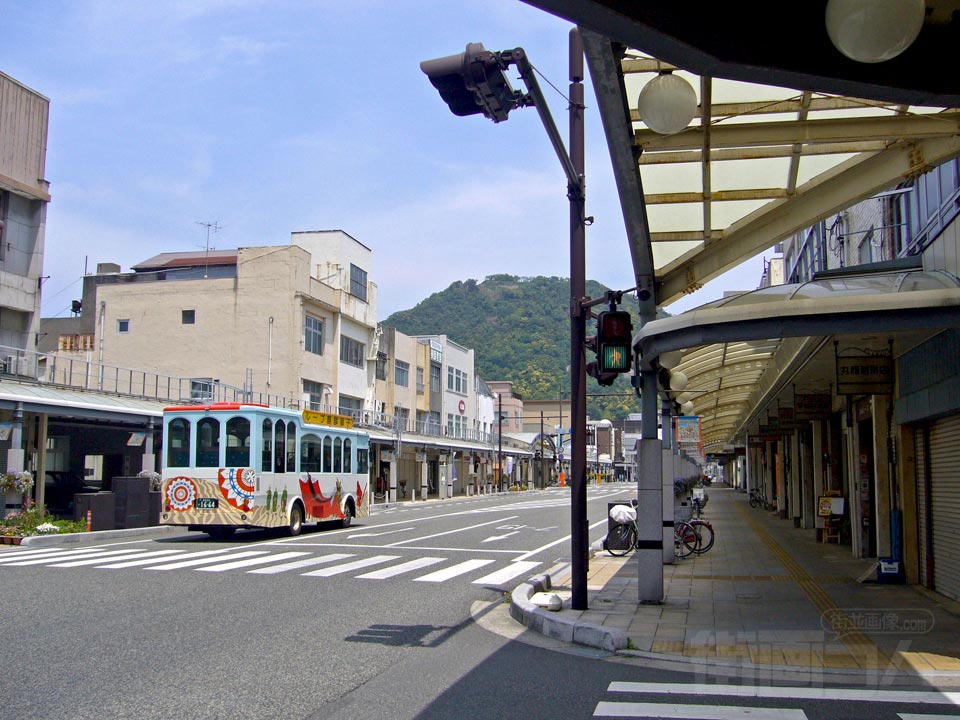 若桜街道商店街(国道53号線)