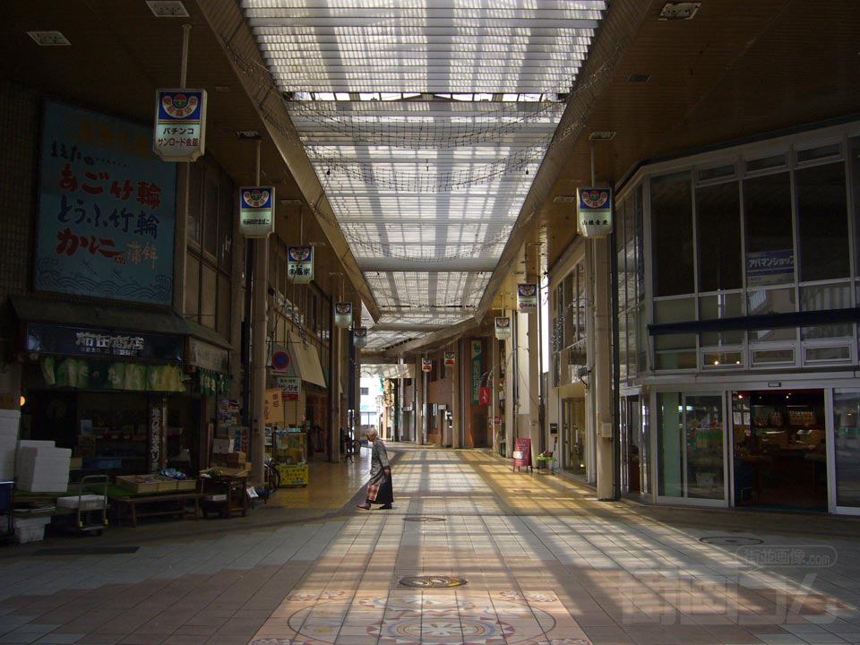 サンロード駅前商店街