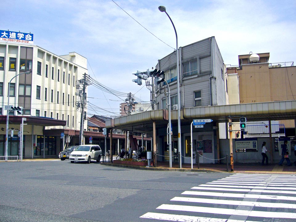 若桜街道交差点