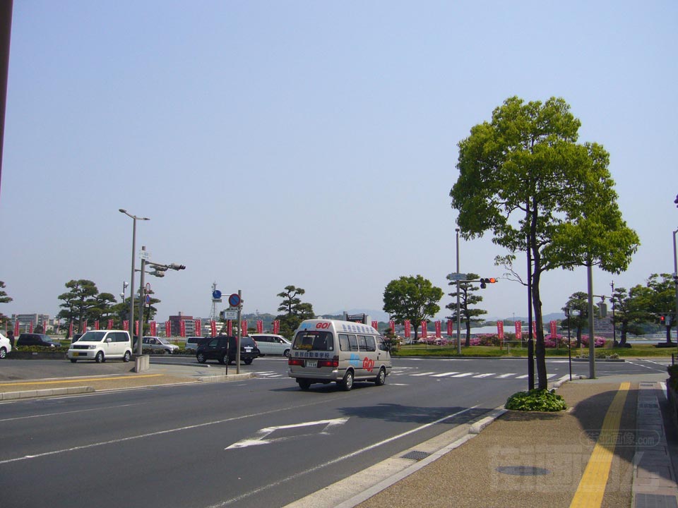 しんじ湖温泉入口交差点写真画像
