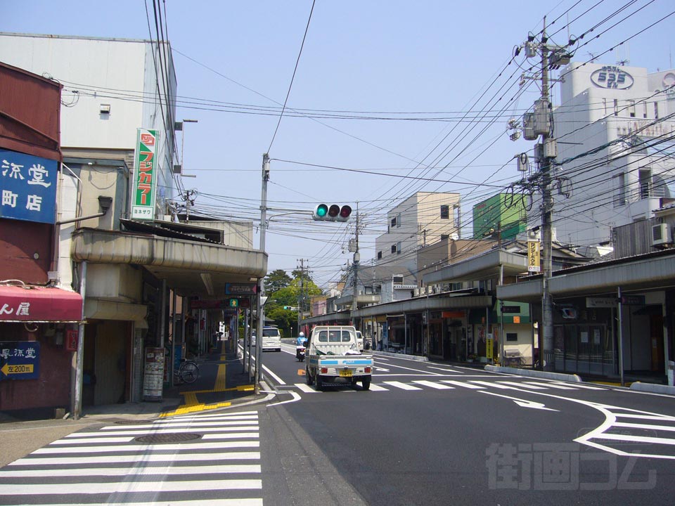 新大橋商店街(県道21号線)