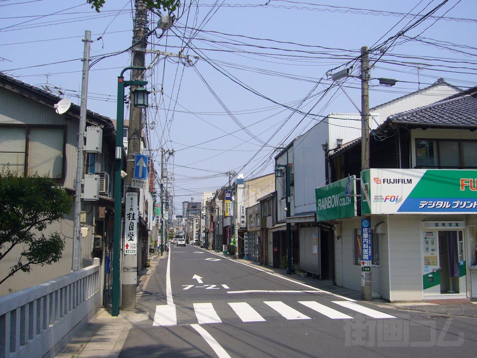 天神橋通り(県道261号線)
