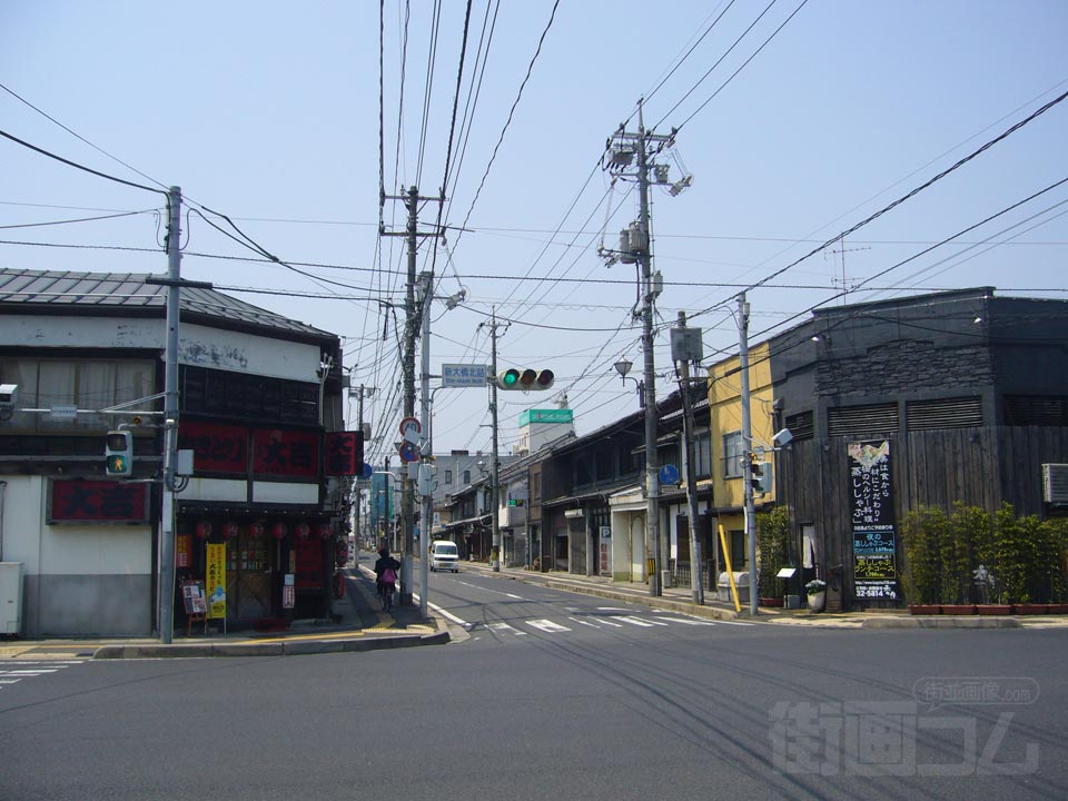 新大橋北詰交差点