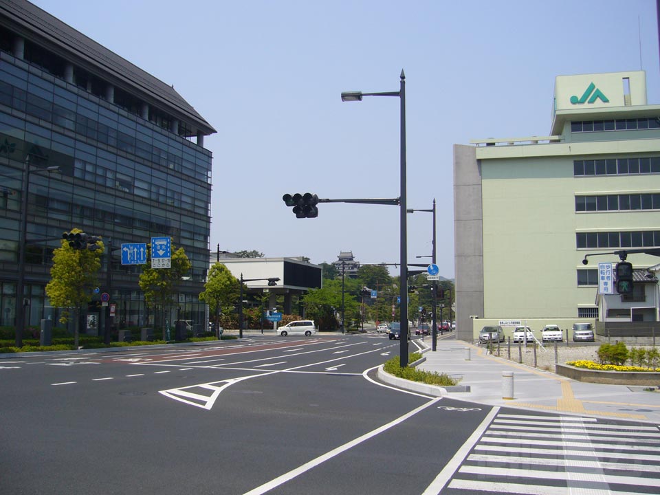 大手町通り(県道37号線)