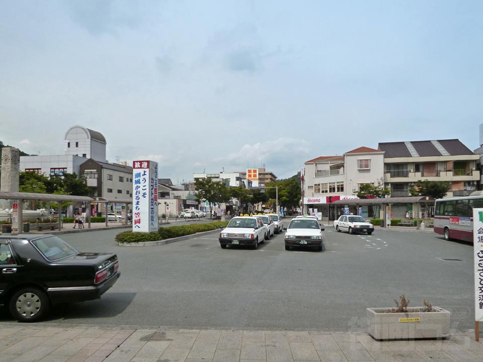 JR笠岡駅前