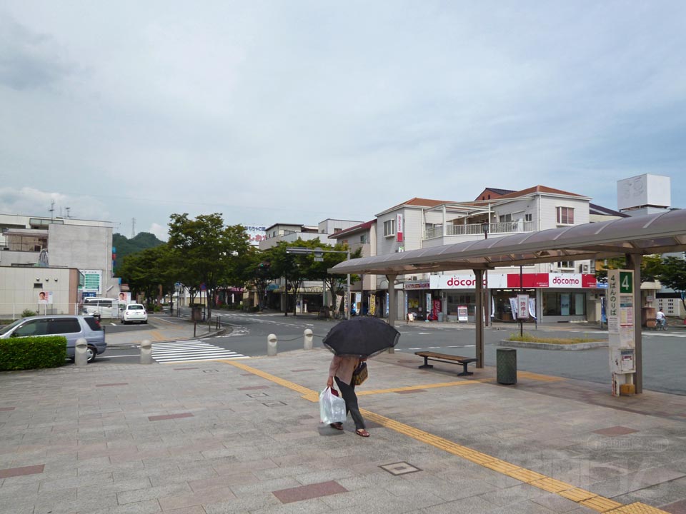 JR笠岡駅前