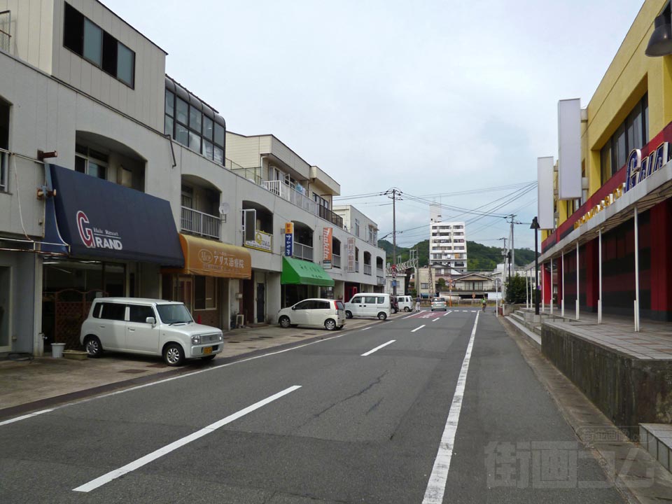 JR笠岡駅南側前