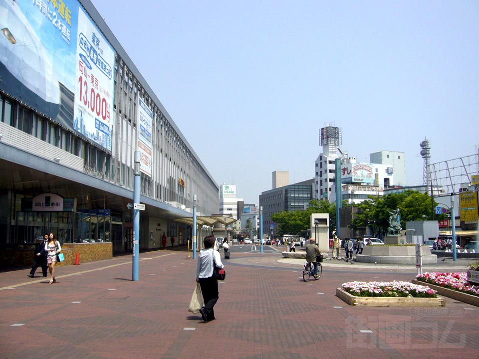 JR岡山駅東口前