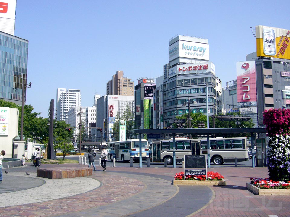 JR岡山駅東口前