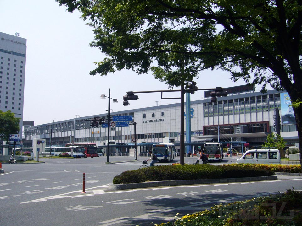 JR岡山駅東口
