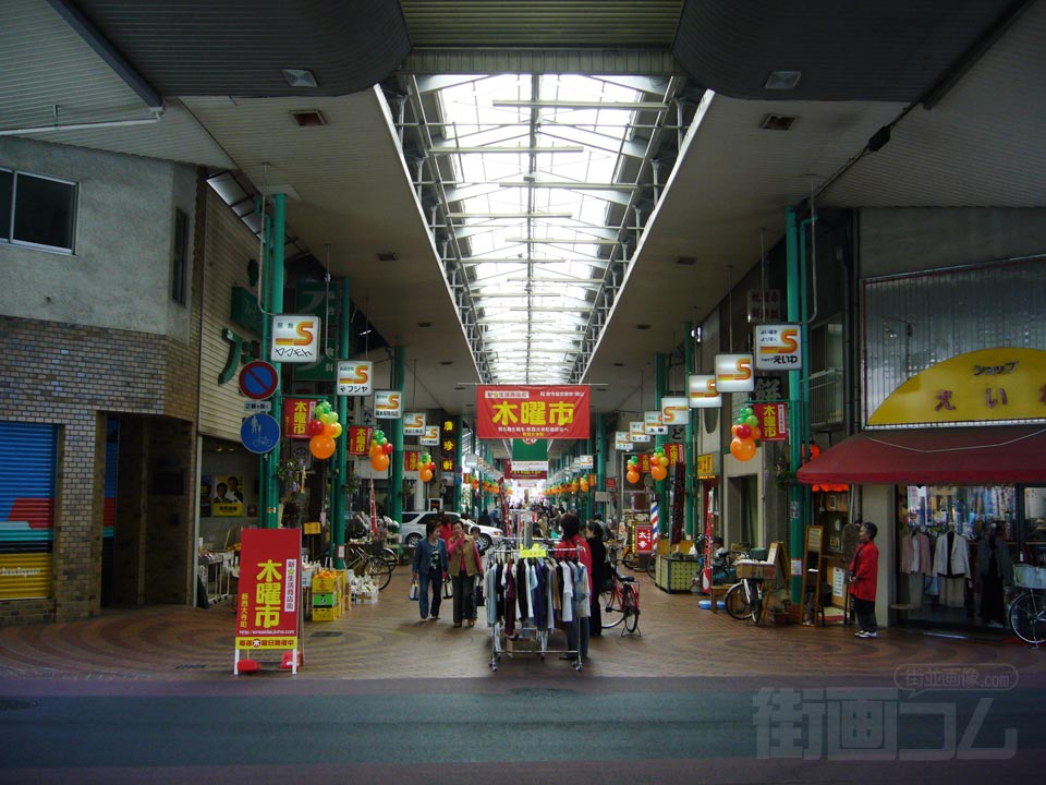 京橋通り(新西大寺町商店街)
