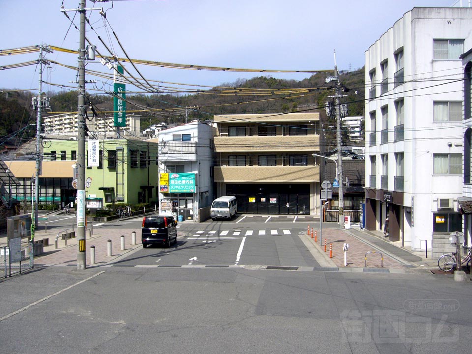 JR安芸中野駅前