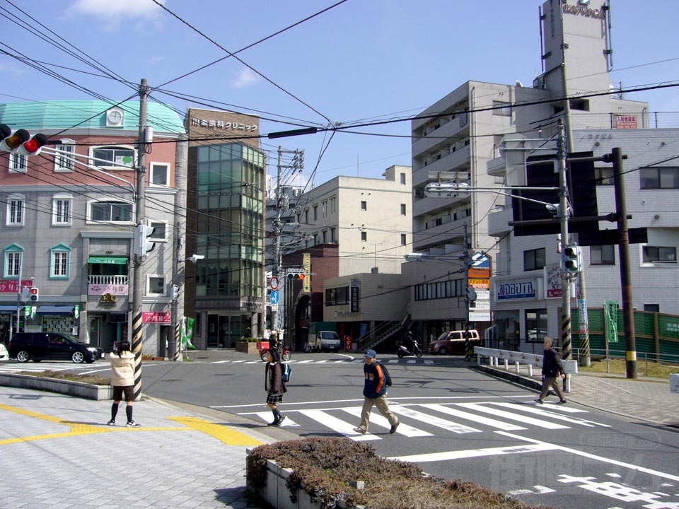 古市橋駅前交差点