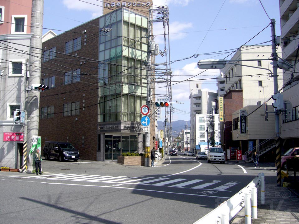 古市橋駅前交差点