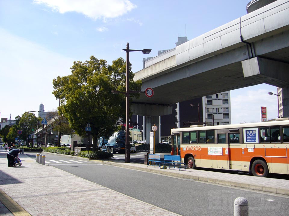 アストラムライン白島駅前
